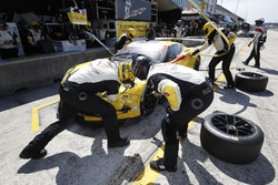 #3 Corvette Racing Chevrolet Corvette C7.R: Antonio Garcia, Jan Magnussen, Mike Rockenfeller, Pit stop