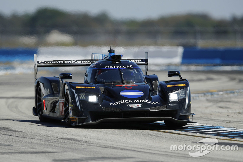 #10 Wayne Taylor Racing Cadillac DPi: Ricky Taylor, Jordan Taylor, Alex Lynn