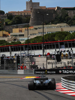 Lewis Hamilton, Mercedes-Benz F1 W08 Hybrid