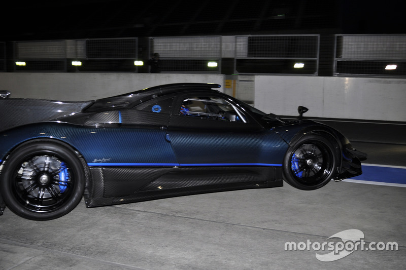 パガーニ・ゾンダ・レボリューション(Pagani Zonda Revolution)