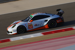#86 Gulf Racing, Porsche 911 RSR: Michael Wainwright, Adam Carroll, Ben Barker