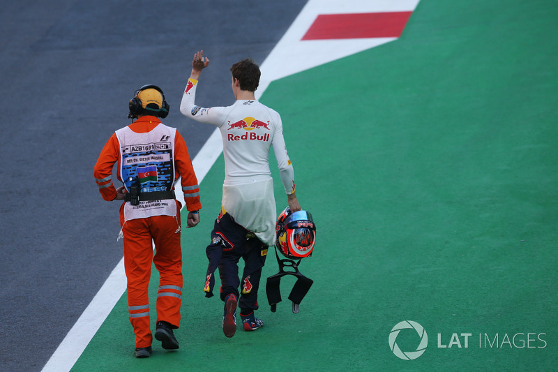 Abandon : Daniil Kvyat (Toro Rosso)
