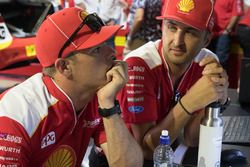 Scott McLaughlin, Team Penske, Ford; Fabian Coulthard, Team Penske, Ford