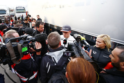 Stoffel Vandoorne, McLaren, talks to the media