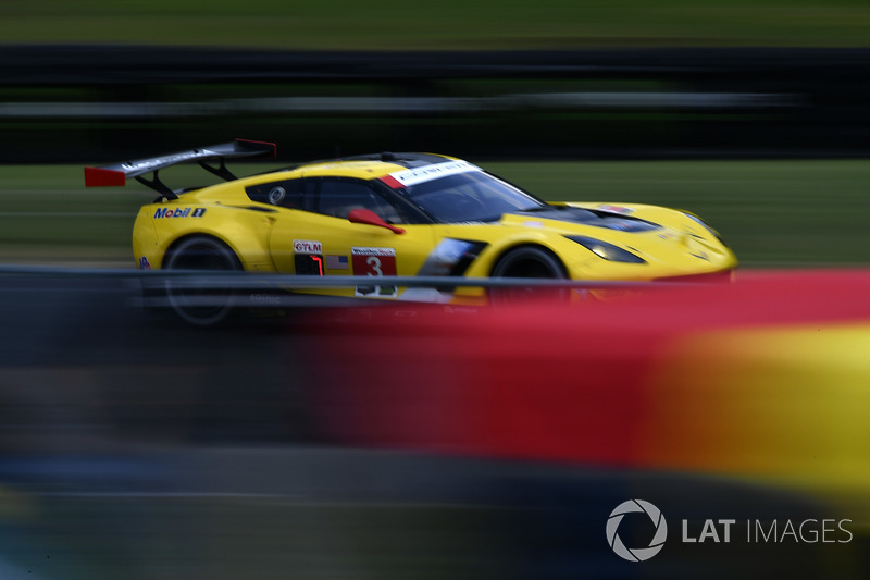 #3 Corvette Racing Chevrolet Corvette C7.R: Antonio Garcia, Jan Magnussen