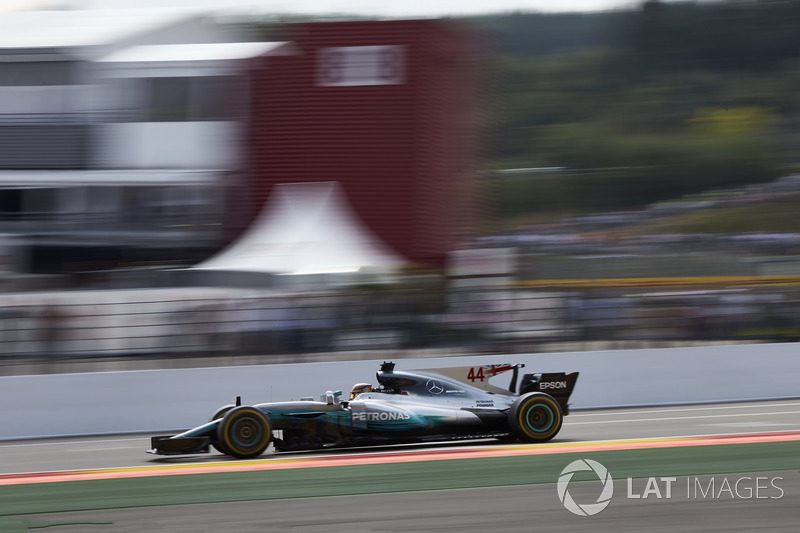 2017: Льюис Хэмилтон, Mercedes AMG F1 W08