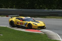 #3 Corvette Racing Chevrolet Corvette C7.R: Antonio Garcia, Jan Magnussen