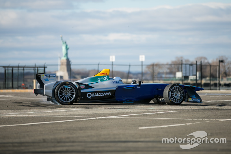 Victor Cruz en el SPARK Renault SRT_01E