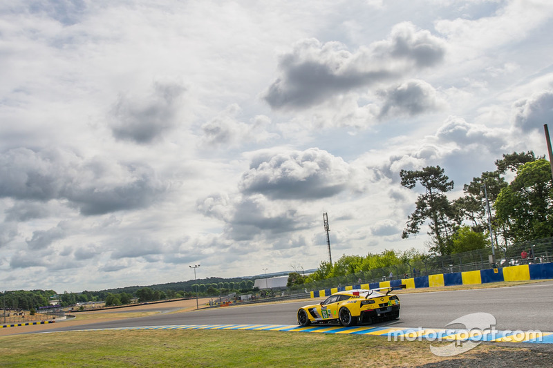 #63 Corvette Racing Corvette C7.R