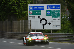 #91 Porsche Team Porsche 911 RSR: Richard Lietz, Frédéric Makowiecki, Patrick Pilet