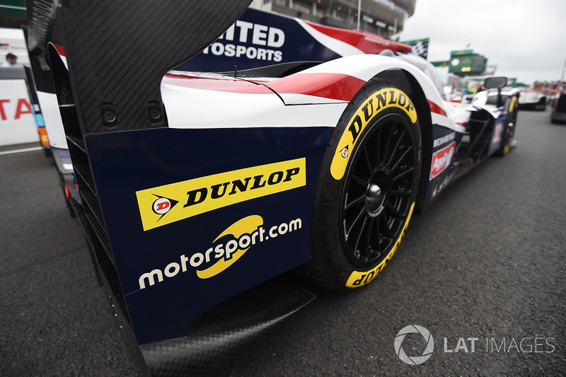 Motorsport.com logo on the #32 United Autosports Ligier JS P217 Gibson