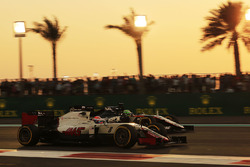 Romain Grosjean, Haas F1 Team VF-16 et Nico Hulkenberg, Sahara Force India F1 VJM09