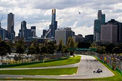 Carlos Sainz Jr., Scuderia Toro Rosso STR12 y Sergio Pérez, Force India VJM10