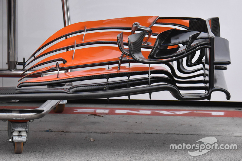 McLaren MCL32, 2017