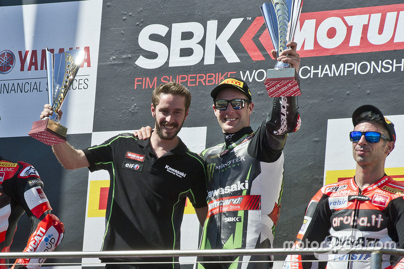 Podium: race winner Jonathan Rea, Kawasaki Racing