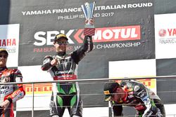 Podium: race winner Jonathan Rea, Kawasaki Racing