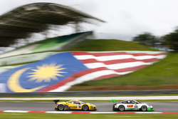 #912 Manthey Racing Porsche 911 GT3R: Frédéric Makowiecki, Richard Lietz, Michael Christensen
