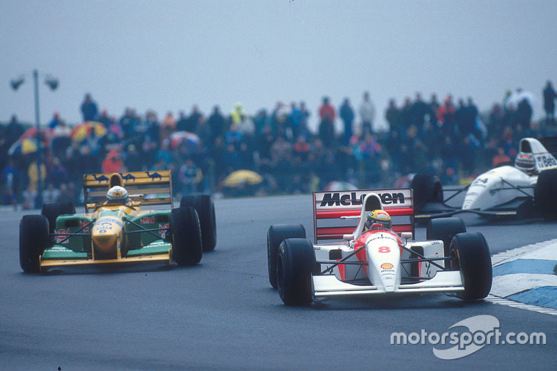 Ayrton Senna, McLaren MP4/8 Ford, Riccardo Patrese, Benetton B193B Ford