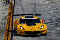 #3 Corvette Racing Chevrolet Corvette C7.R: Antonio Garcia, Jan Magnussen