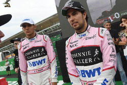 Esteban Ocon, Sahara Force India F1 and Sergio Perez, Sahara Force India