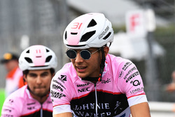 Sergio Perez, Sahara Force India and Esteban Ocon, Sahara Force India F1 cycle the track