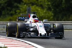 Luca Ghiotto, Williams FW40