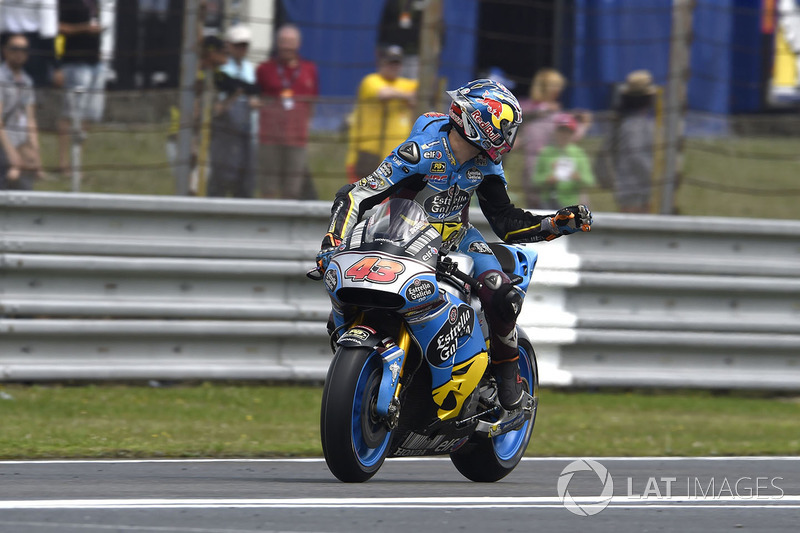<img src="http://cdn-1.motorsport.com/static/custom/car-thumbs/MOTOGP_2017/BIKES/VDS.png" width="80" /> Estrella Galicia 0,0 Marc VDS