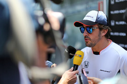 Fernando Alonso, McLaren with the media