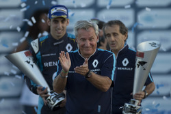 Podium : Jean-Paul Driot avec Alain Prost et Sébastien Buemi, Renault e.Dams