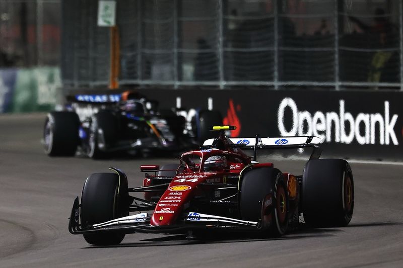 Lewis Hamilton, Ferrari, Alexander Albon, Williams