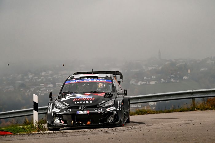 Такамото Кацута, Аарон Джонстон, Toyota Gazoo Racing WRT Toyota GR Yaris Rally1