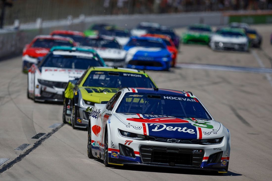 Carson Hocevar, Spire Motorsports Chevrolet