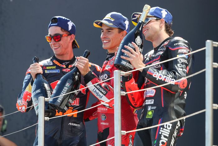 Pedro Acosta, Red Bull KTM Factory Racing, Marco Bezzecchi, Aprilia Racing, Marc Marquez, Ducati Team