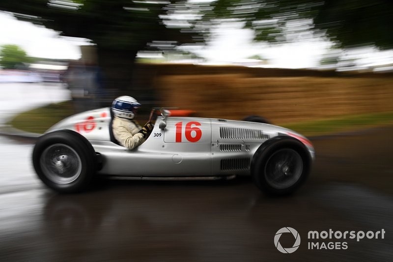 Mercedes-Benz W165 Jochen Mass
