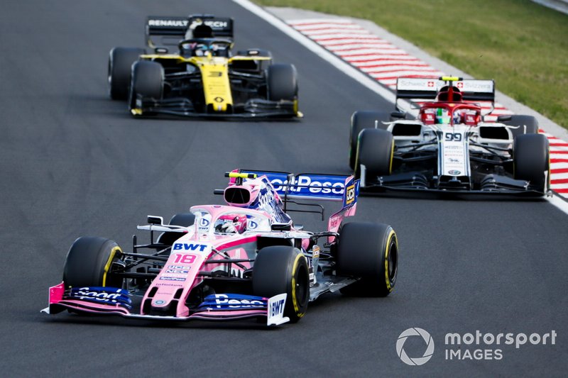 Lance Stroll, Racing Point RP19, leads Antonio Giovinazzi, Alfa Romeo Racing C38, and Daniel Ricciardo, Renault F1 Team R.S.19