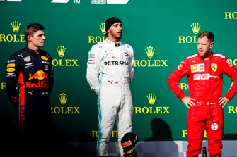 Podyum: 2. Max Verstappen, Red Bull Racing, Yarış galibi Lewis Hamilton, Mercedes AMG F1, 3. Sebastian Vettel, Ferrari
