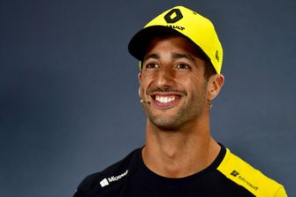 Daniel Ricciardo, Renault F1 Team R.S.19
