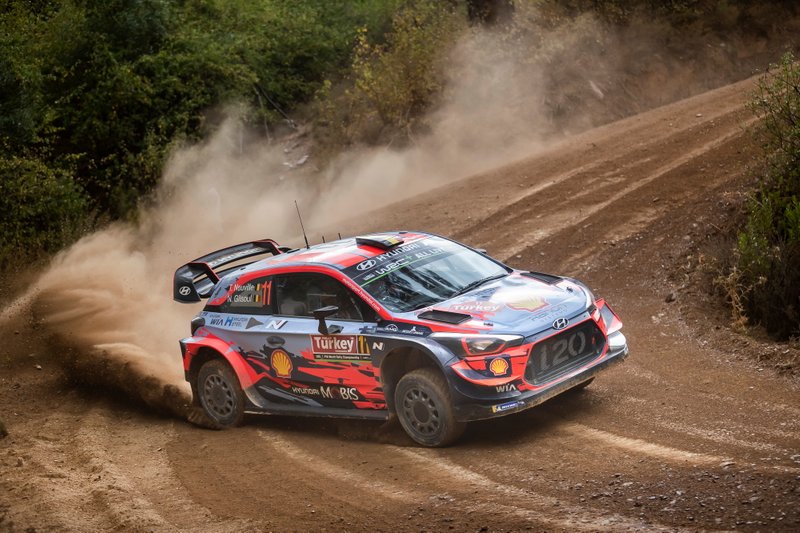 Thierry Neuville, Nicolas Gilsoul, Hyundai Motorsport Hyundai i20 Coupe WRC