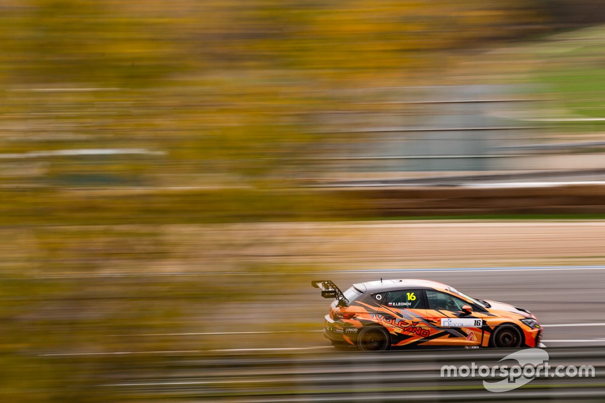 Evgenii Leonov, Volcano Motorsport, Cupra TCR