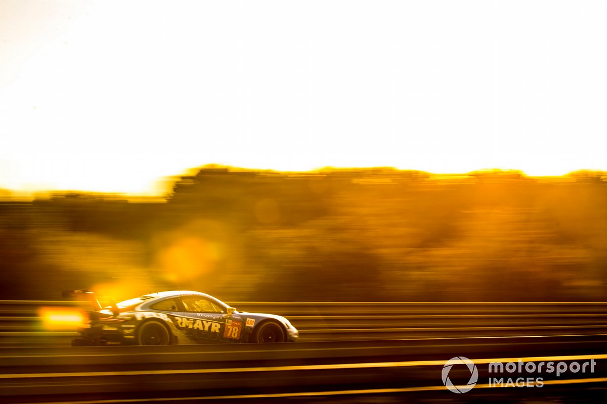 #78 Proton Competition Porsche 911 RSR: Horst Felbermayr Jr., Michele Beretta, Max van Splunteren