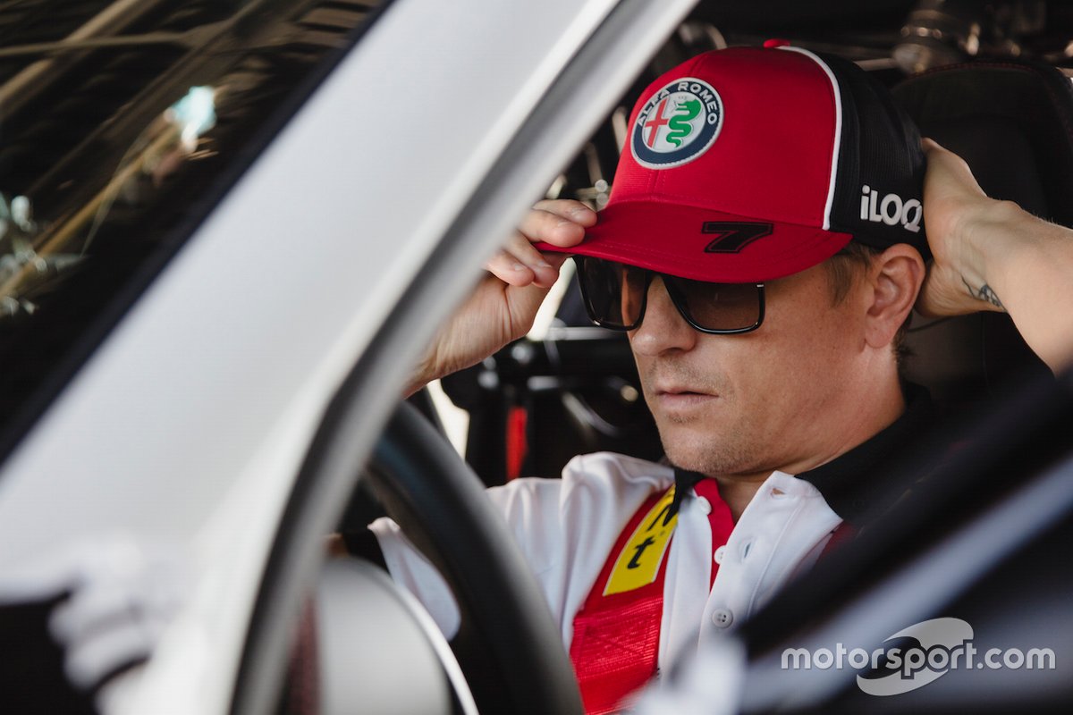 Kimi Raikkonen, Alfa Romeo Racing, Alfa Romeo Giulia GTA