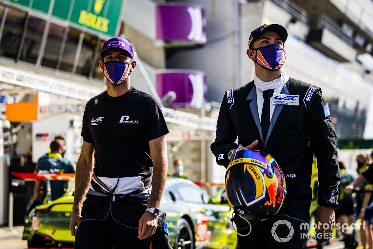 #56 Team Project 1 Porsche 911 RSR: Jeroen Bleekemolen, Felipe Fraga