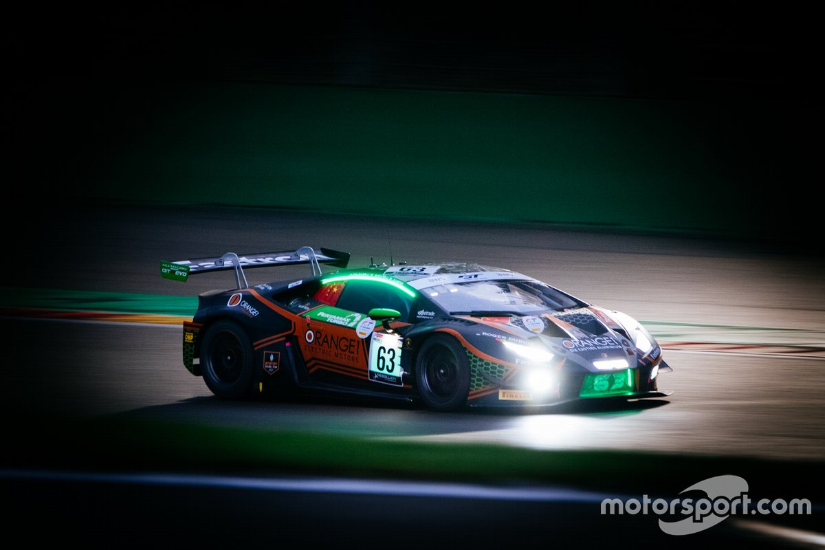 #63 Orange 1 FFF Racing Team Lamborghini Huracan GT3 Evo: Dennis Lind, Andrea Caldarelli, Marco Mapelli