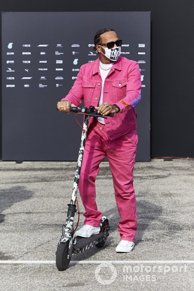 Lewis Hamilton, Mercedes-AMG F1, with his dog Roscoe