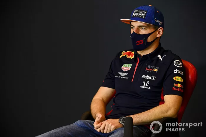 Max Verstappen, Red Bull Racing, en la conferencia de prensa