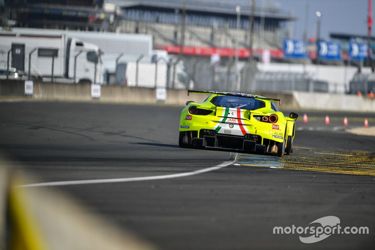 #70 Mr Racing Ferrari 488 GTE Evo: Kei Cozzolino, Takeshi Kimura, Vincent Abril