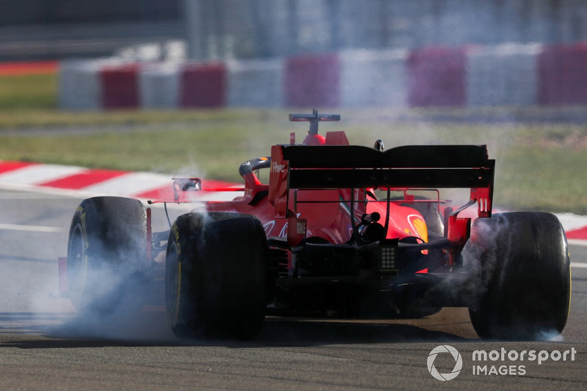 Trompo de Sebastian Vettel, Ferrari SF1000