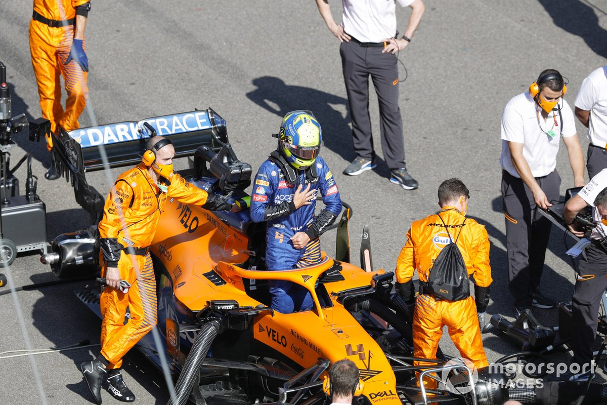 Lando Norris, McLaren, sulla griglia di partenza