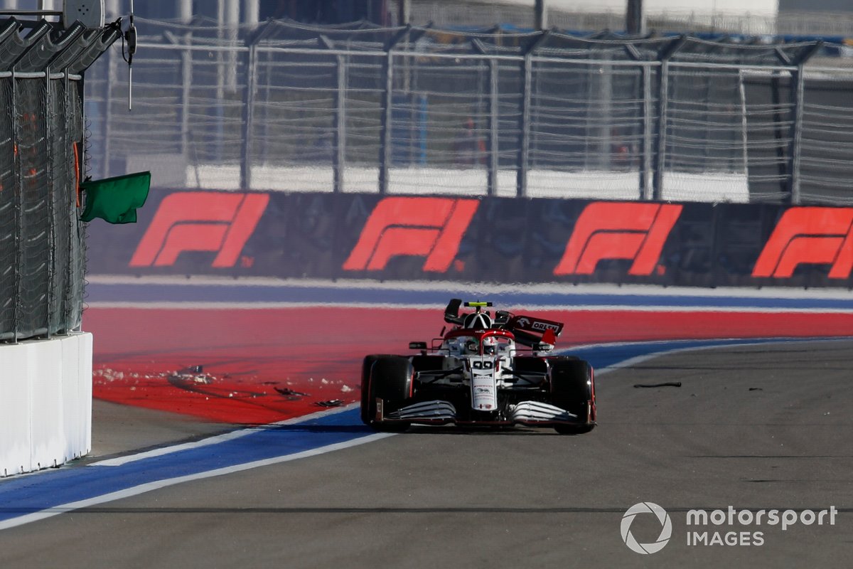L'incidente di Antonio Giovinazzi, Alfa Romeo Racing C41 durante le prove libere
