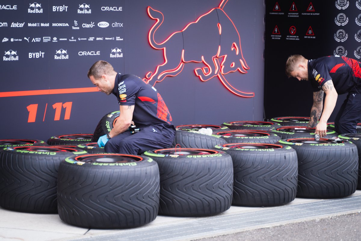 Pirelli-Intermediate-Reifen